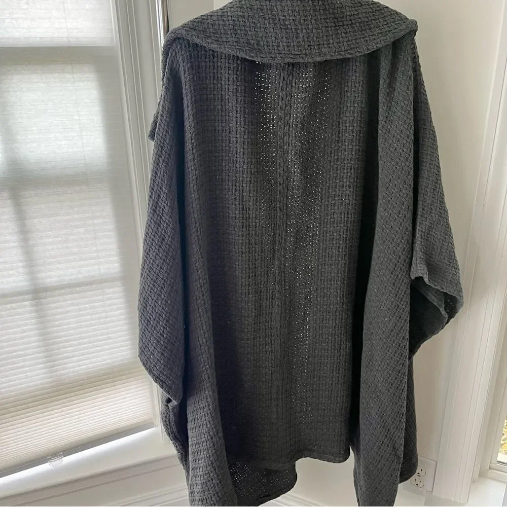 SAACHI Waffle Knit Topper Cape Scarf Cardigan Wrap in Dark Gray Cotton One Size - Picture 11 of 12